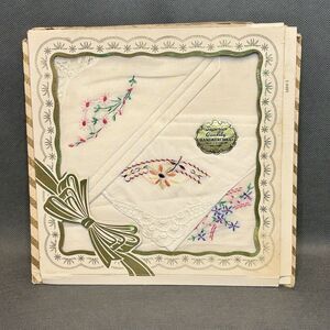 Vintage 1950s Handkerchief NIB Embroidered Lace Floral Lot 3
